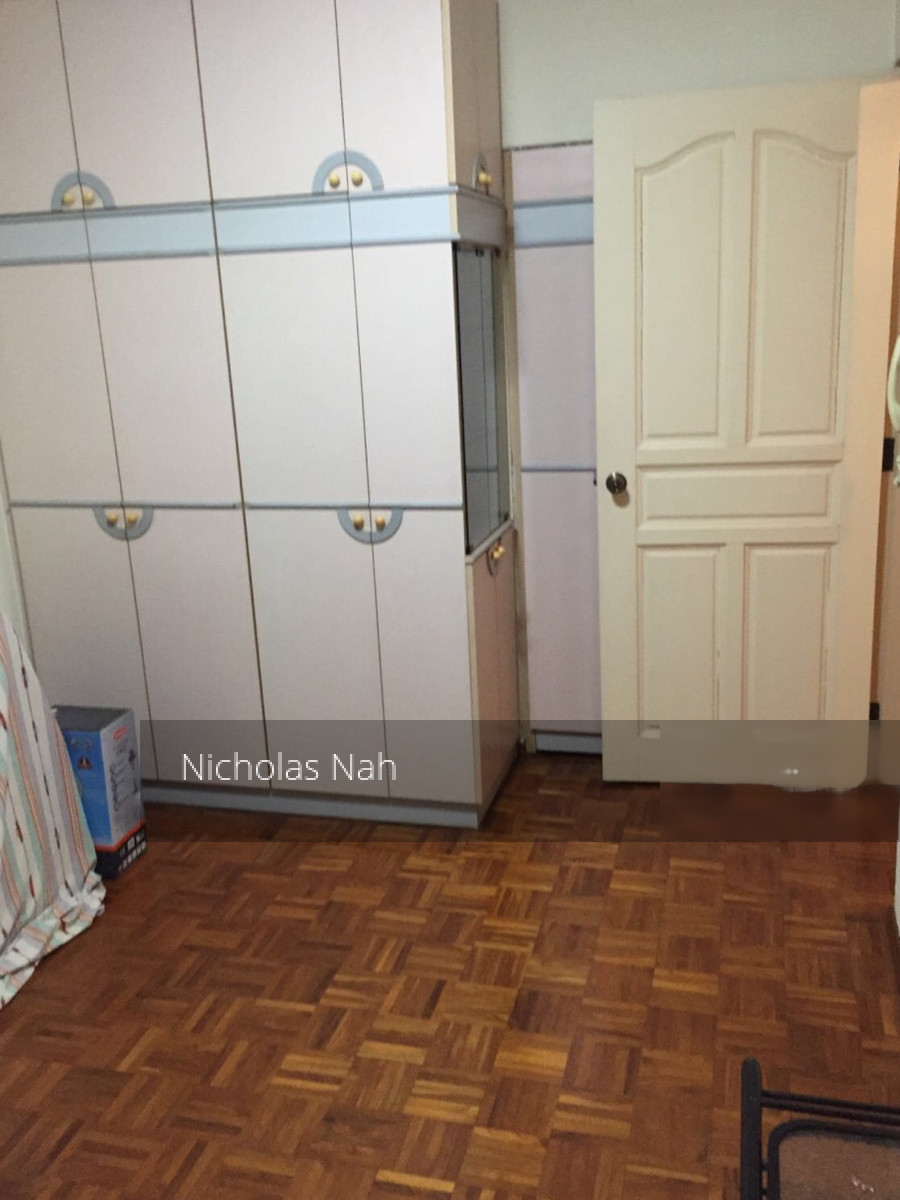 Glasgow Road (D19), Terrace #132700222